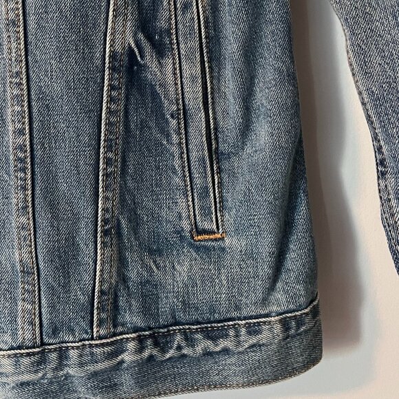 GAP Denim Jacket Size S - Picture 3 of 9